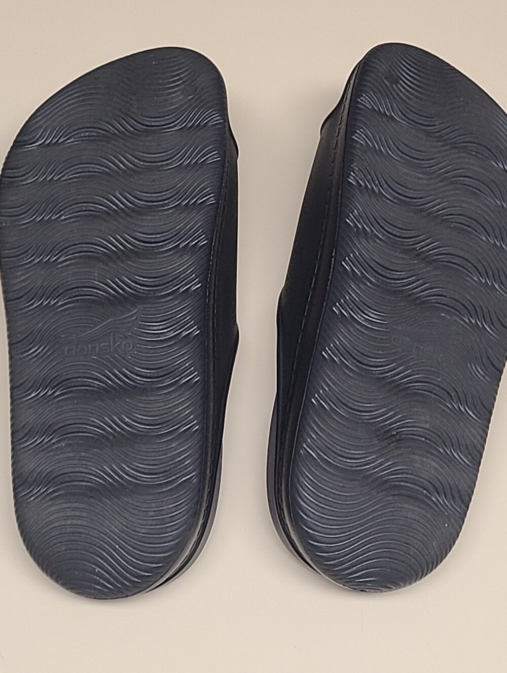 Dansko Devyn Recovery slide sandals size 38 - Picture 10 of 10